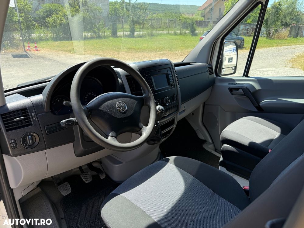 Volkswagen Crafter - 11
