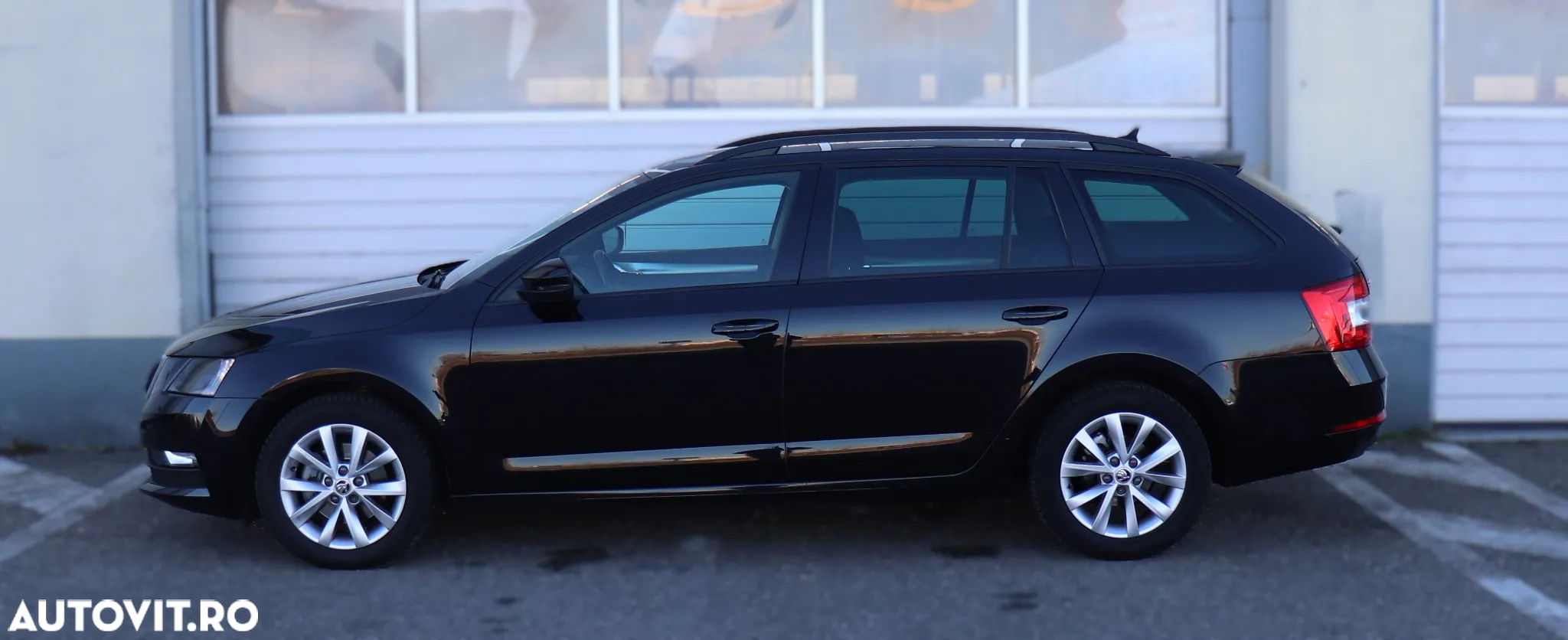 Skoda Octavia 2.0 TDI DSG Style - 26