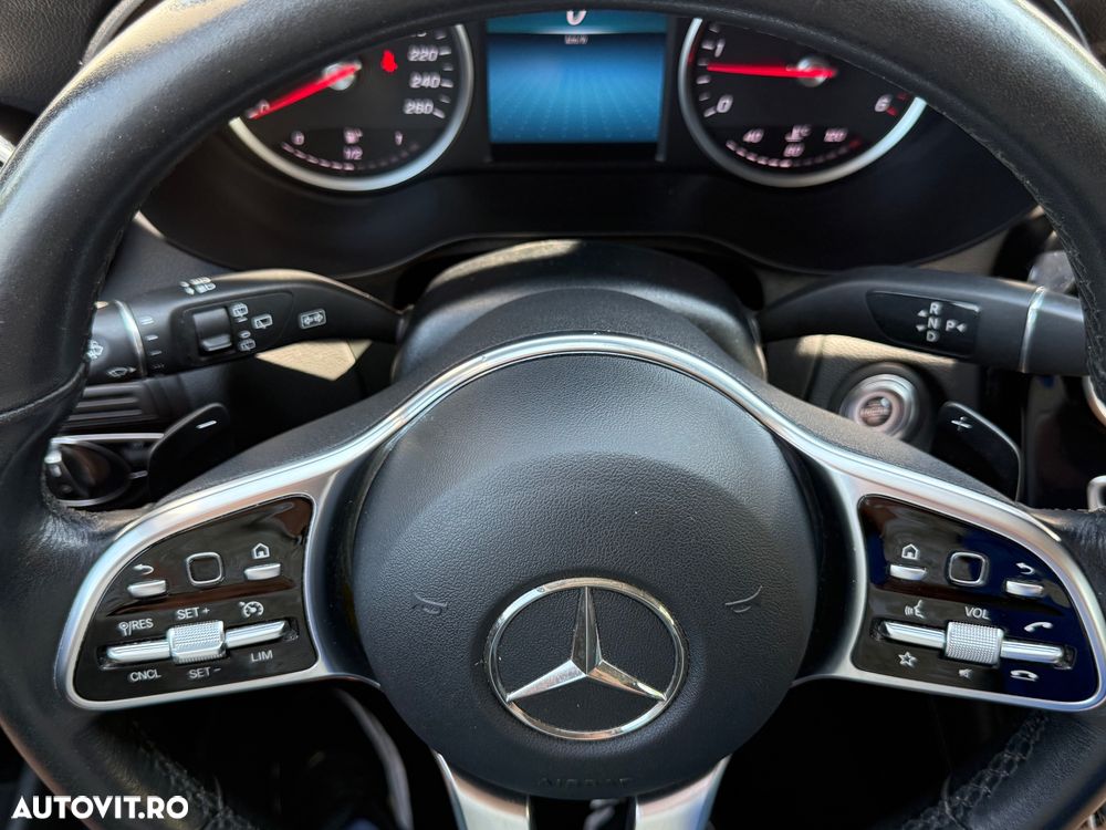 Mercedes-Benz GLC 220 d 4MATIC 9G-TRONIC - 11