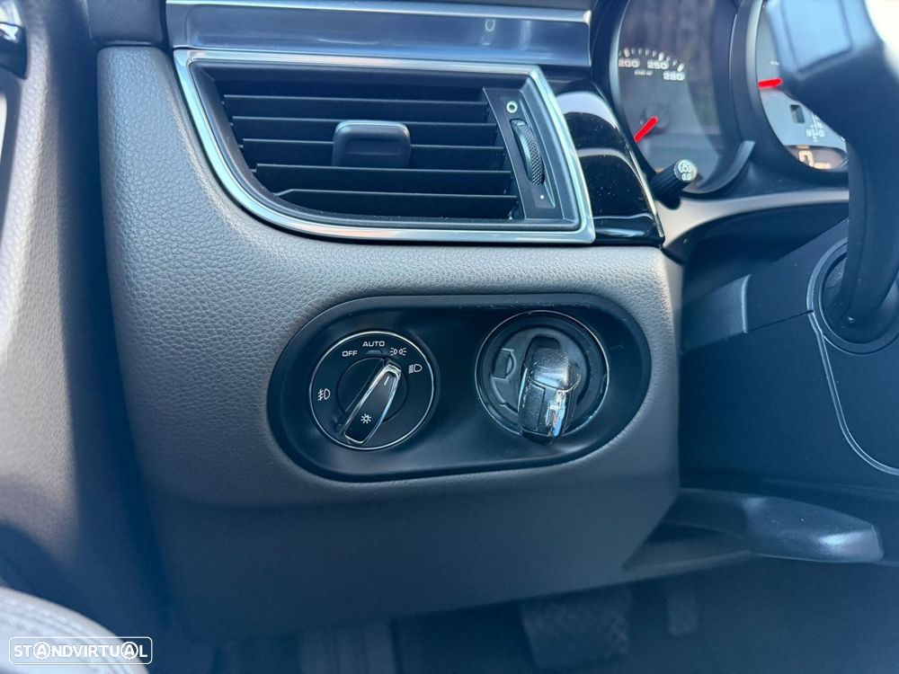 Porsche Macan S - 31