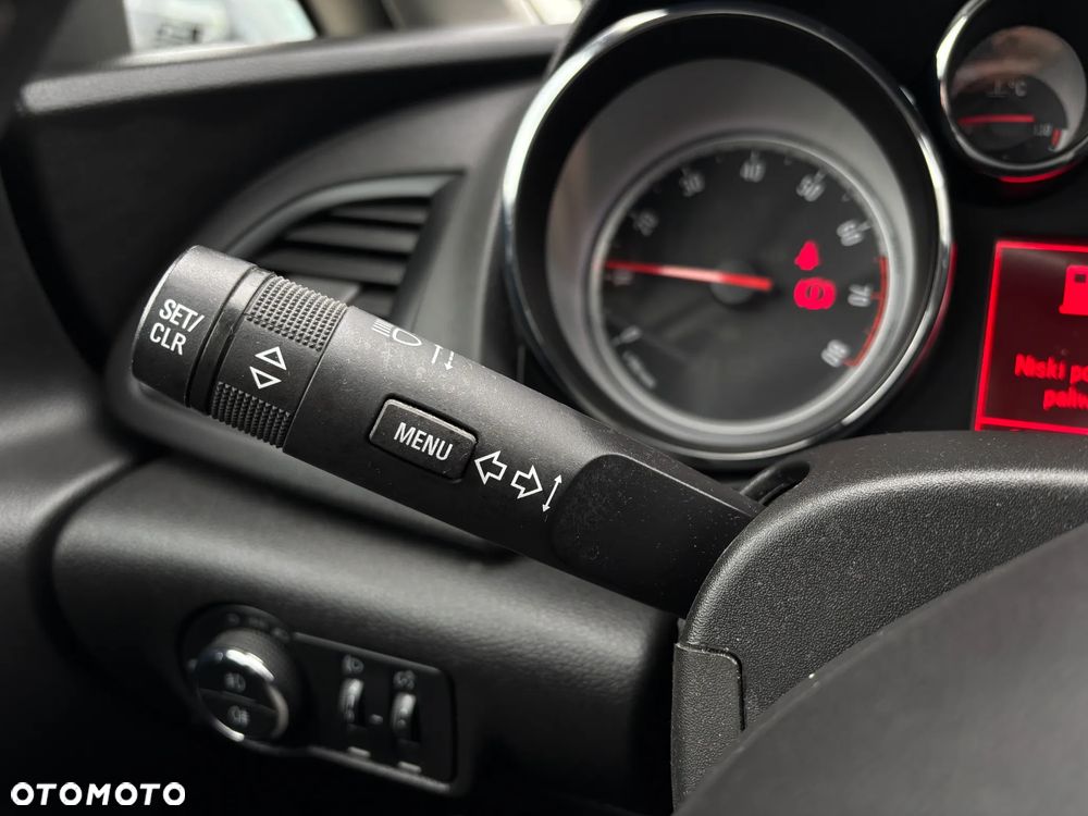 Opel Astra 1.4 T EU6 - 12
