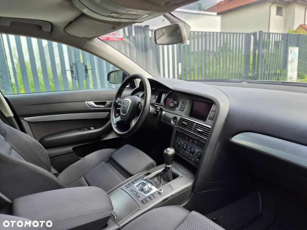 Audi A6 Avant - 13