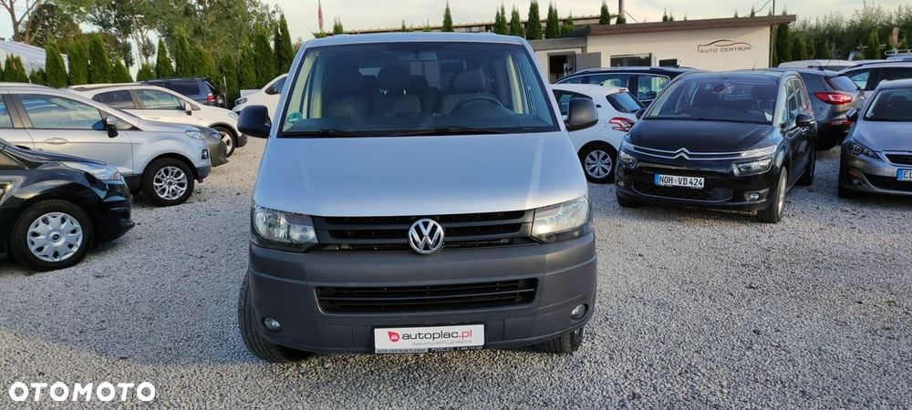 Volkswagen Caravelle - 17