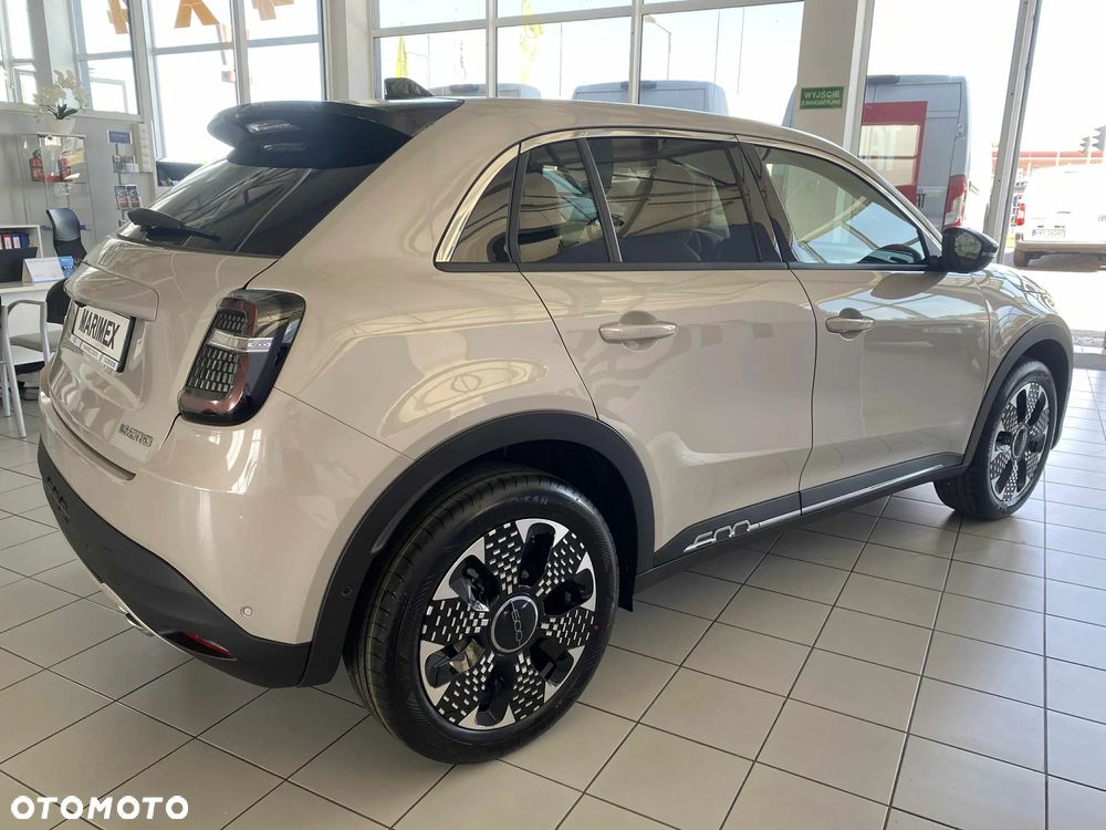 Fiat 600 1.2 Turbo Hybrid La Prima eDCT - 4