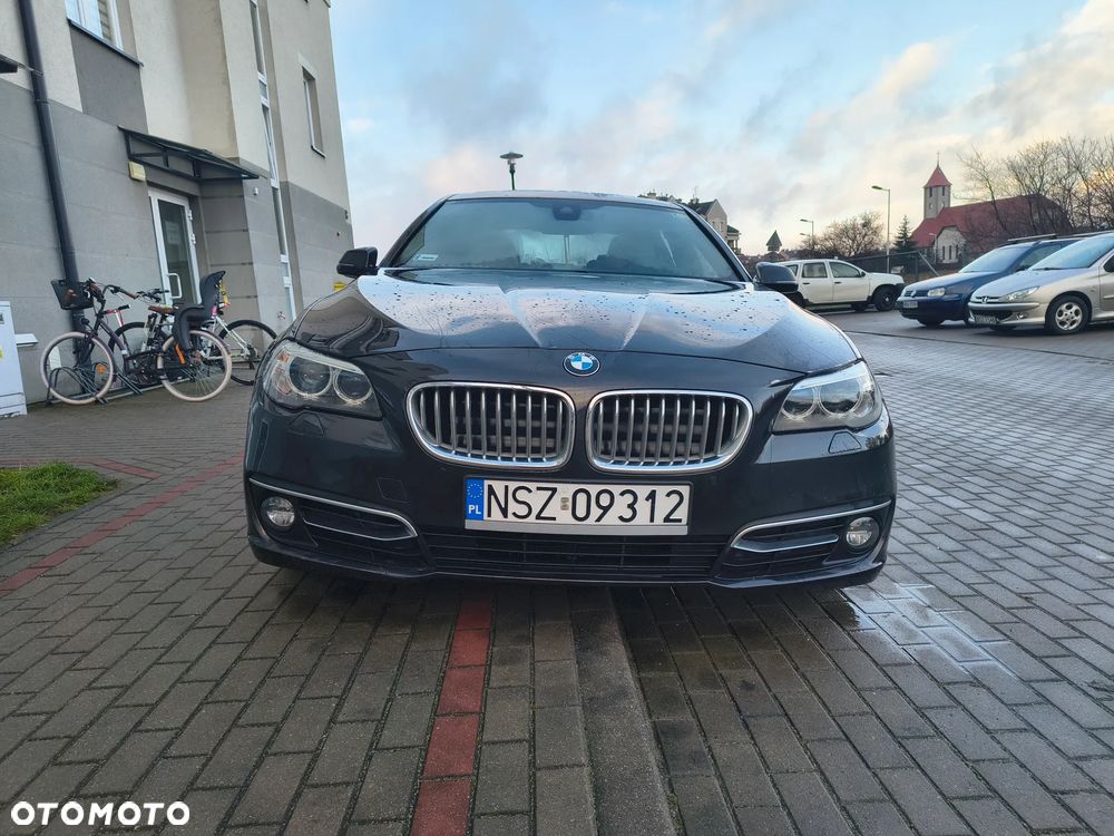 BMW Seria 5 528i Modern Line - 3
