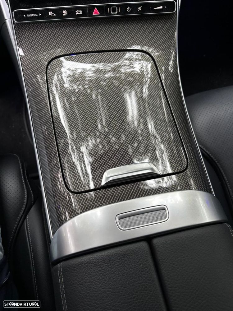 Mercedes-Benz C 300 e AMG Line - 29