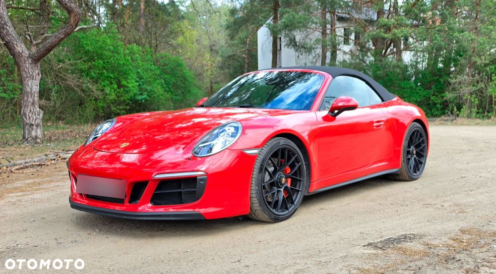 Porsche Carrera GT - 1