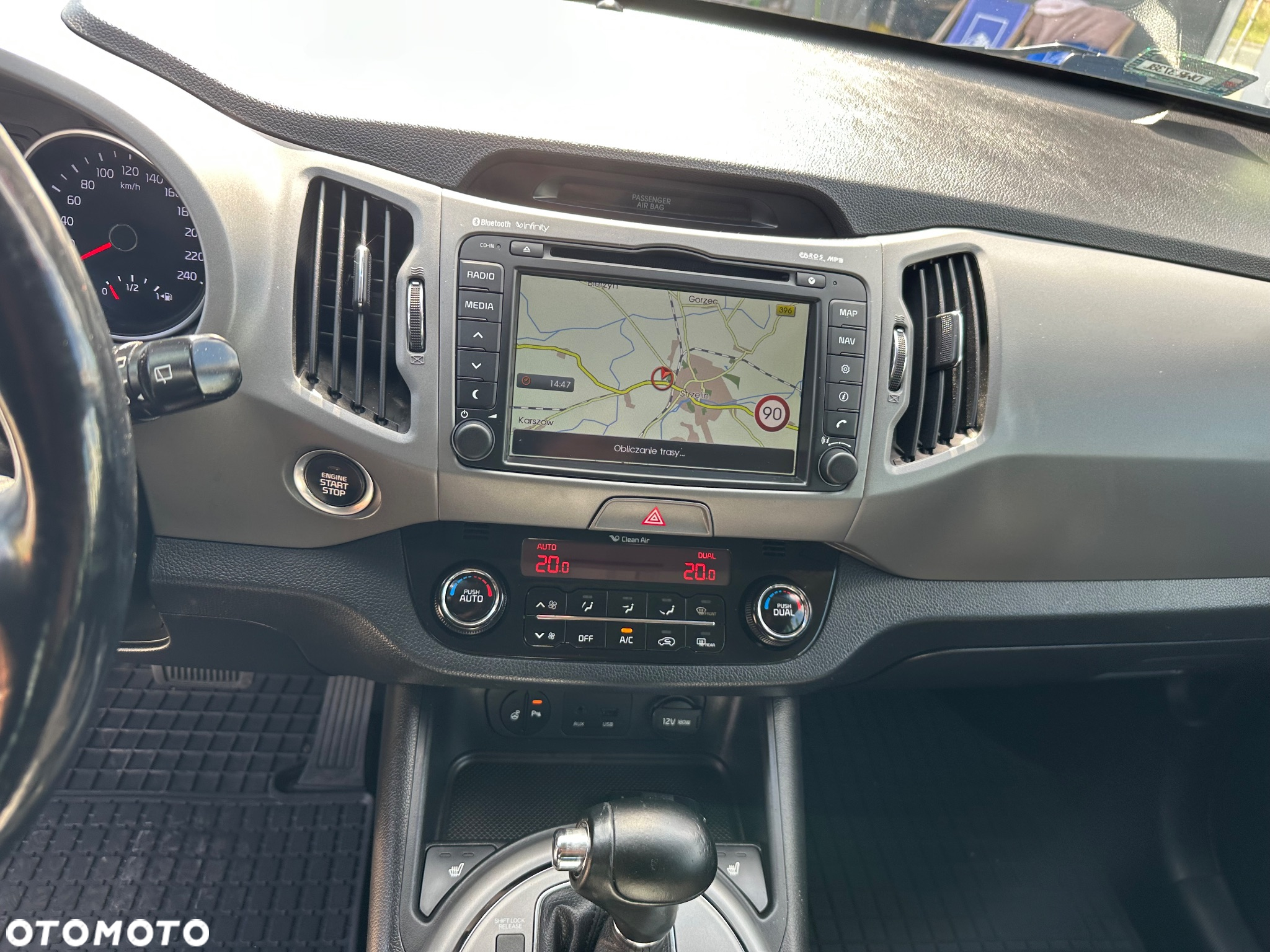 Kia Sportage - 12