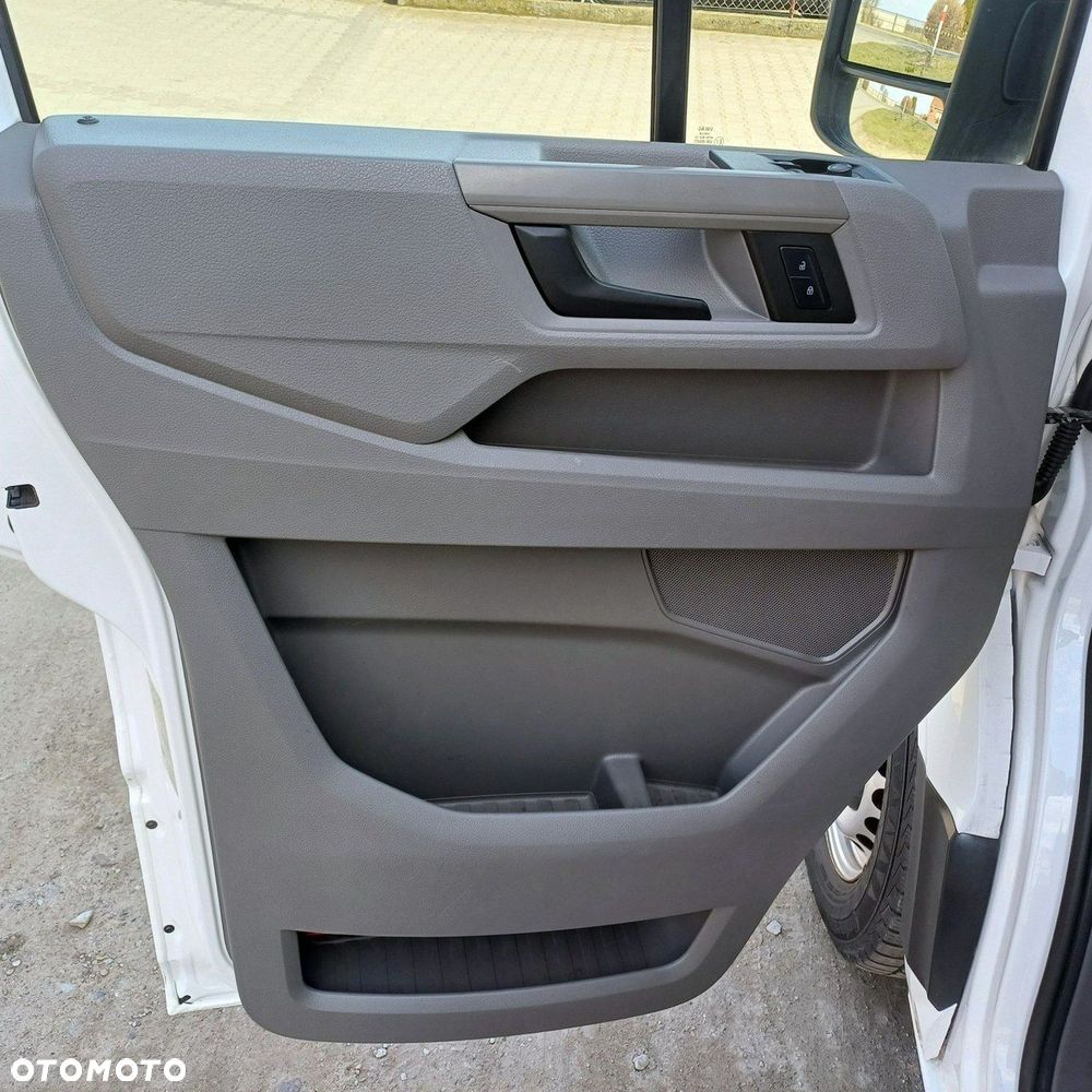 Volkswagen Crafter - 23