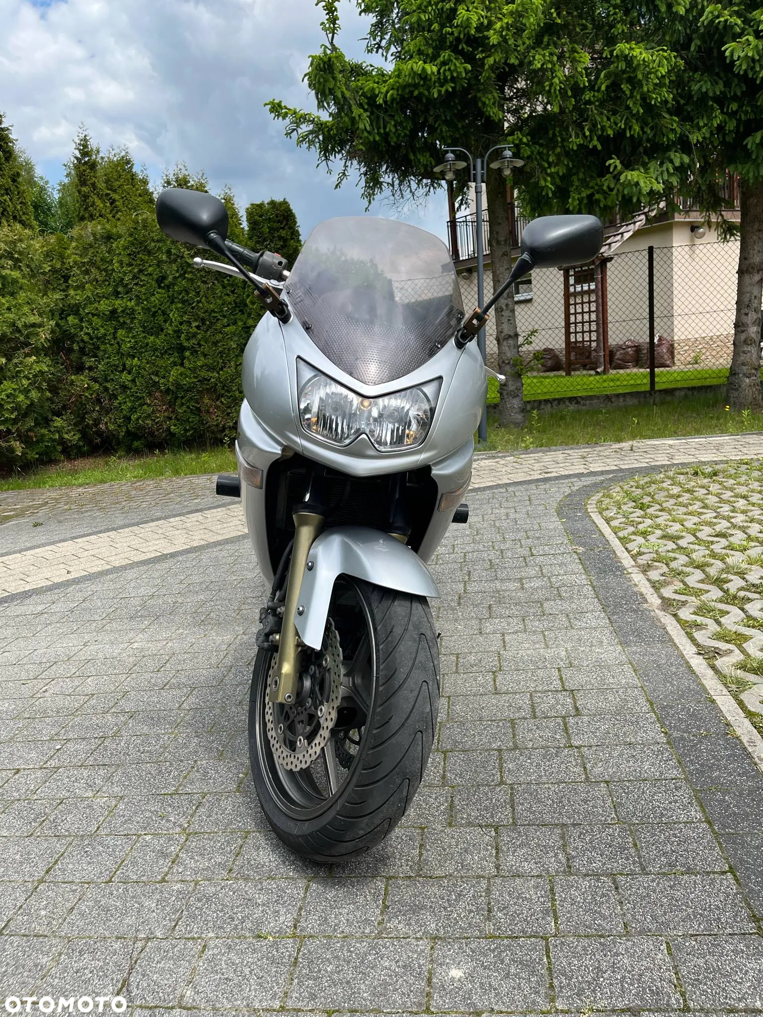 Kawasaki ER - 2