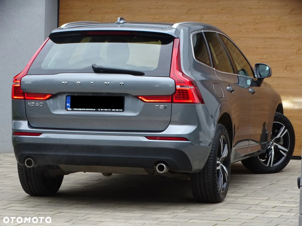 Volvo XC 60 T8 Twin Engine AWD Geartronic Momentum - 4