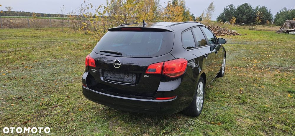 Opel Astra - 4