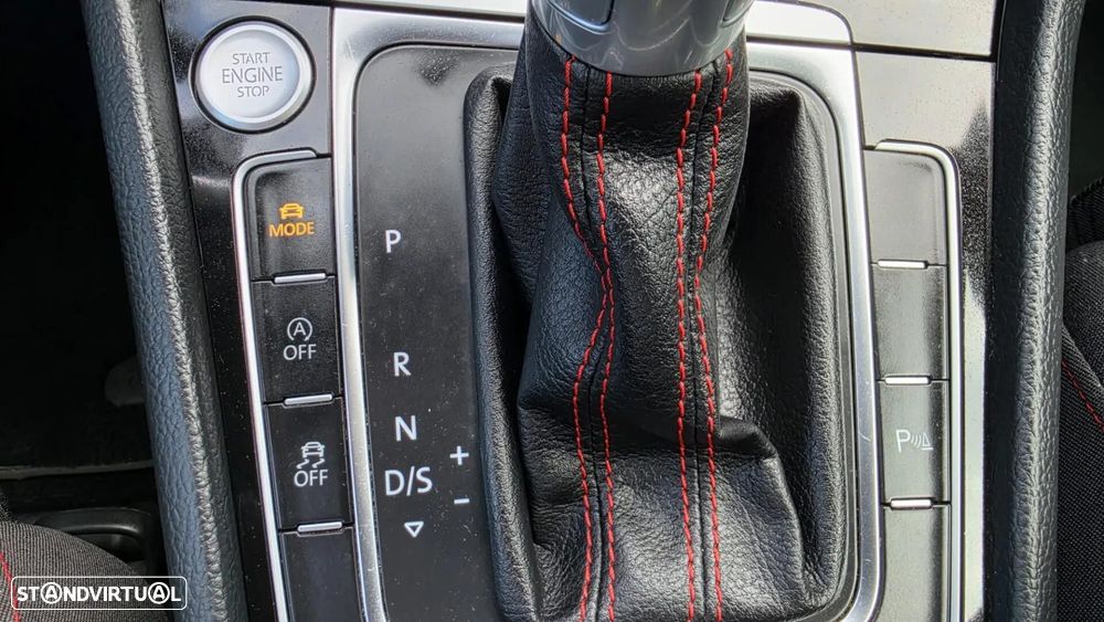 VW Golf 2.0 TSi GTi DSG Performance - 17