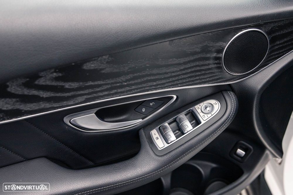 Mercedes-Benz GLC 250 d 4Matic 9G-TRONIC AMG Line - 42