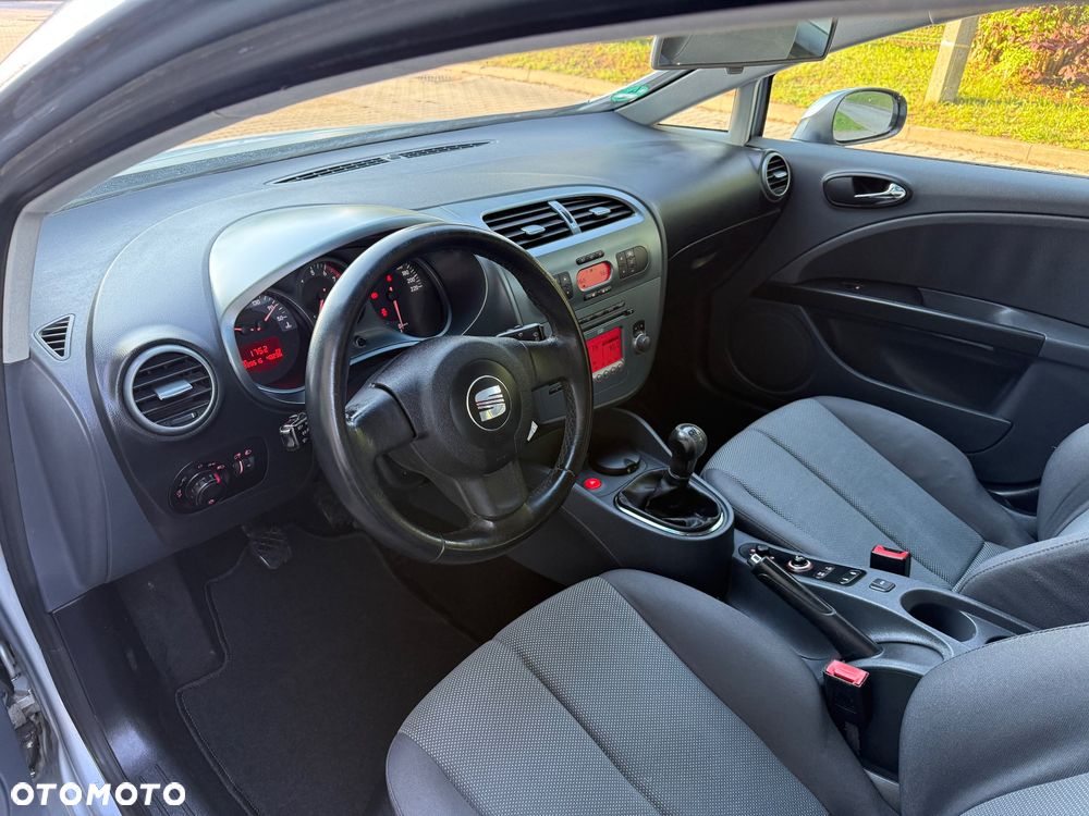 Seat Leon 1.6 Style - 9