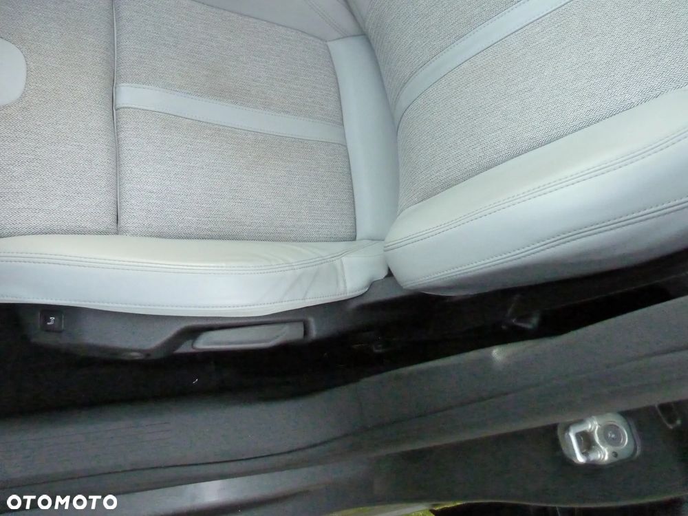 Peugeot 508 2.0 BlueHDi Allure S&S EAT8 - 27