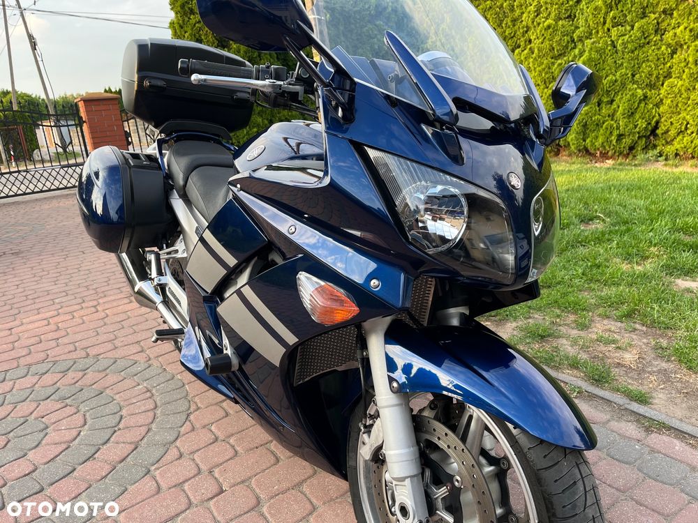 Yamaha FJR - 17