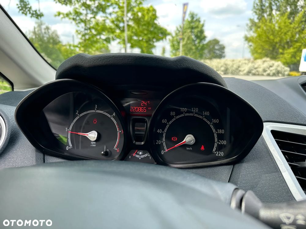 Ford Fiesta - 14