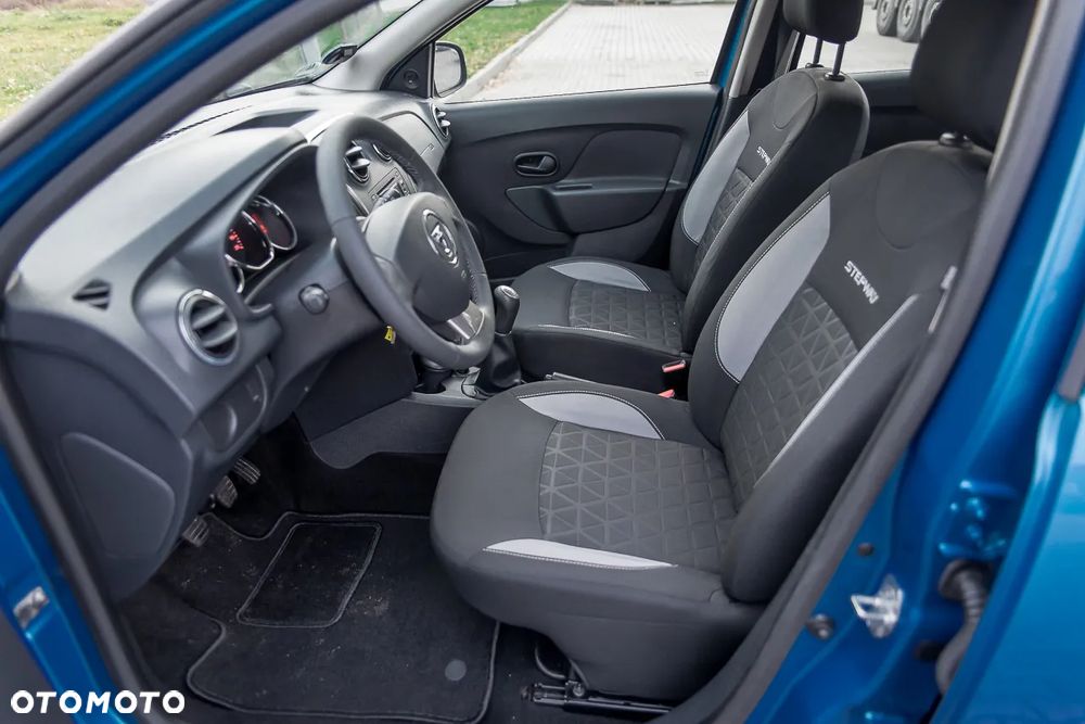 Dacia Sandero Stepway - 13
