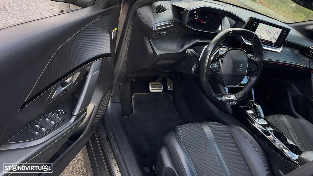 Peugeot 208 1.2 PureTech GT Line EAT8 - 23