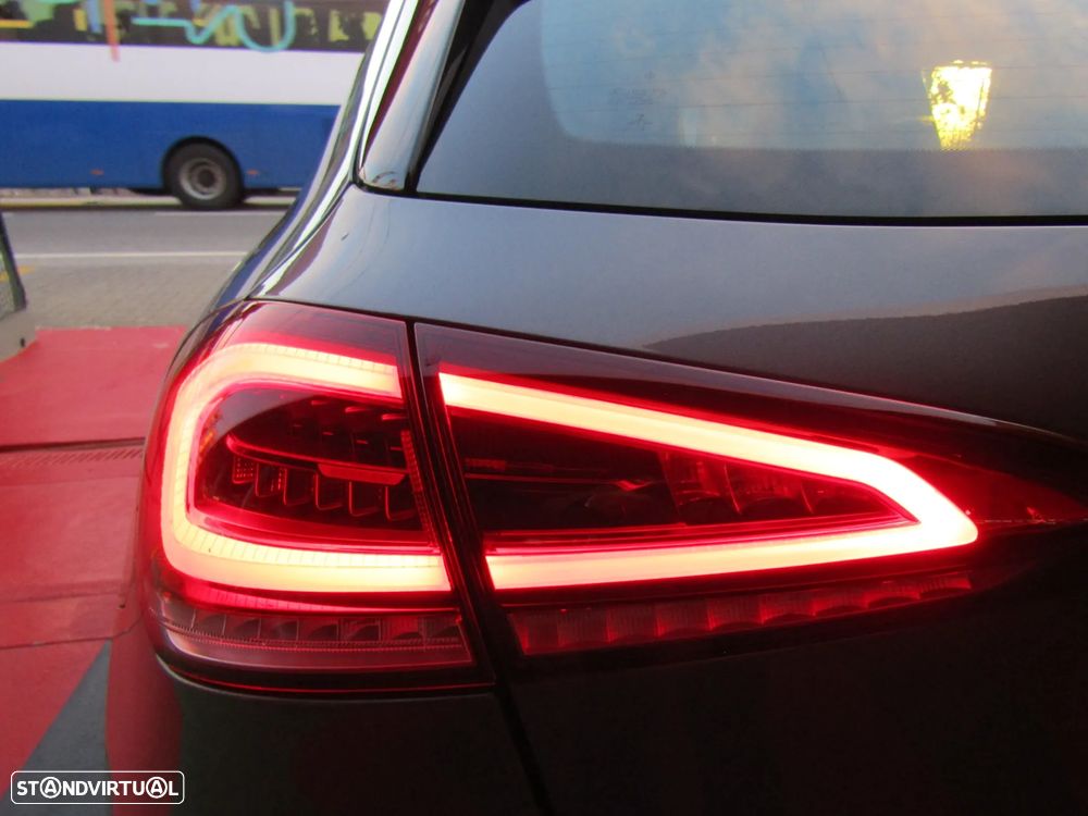 Mercedes-Benz A 180 d AMG Line - 10