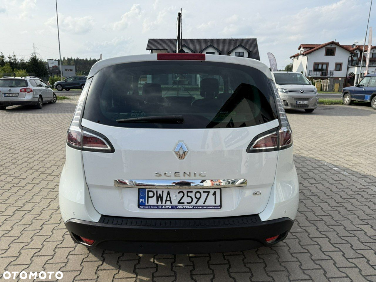 Renault Scenic 1.6 dCi Bose - 8