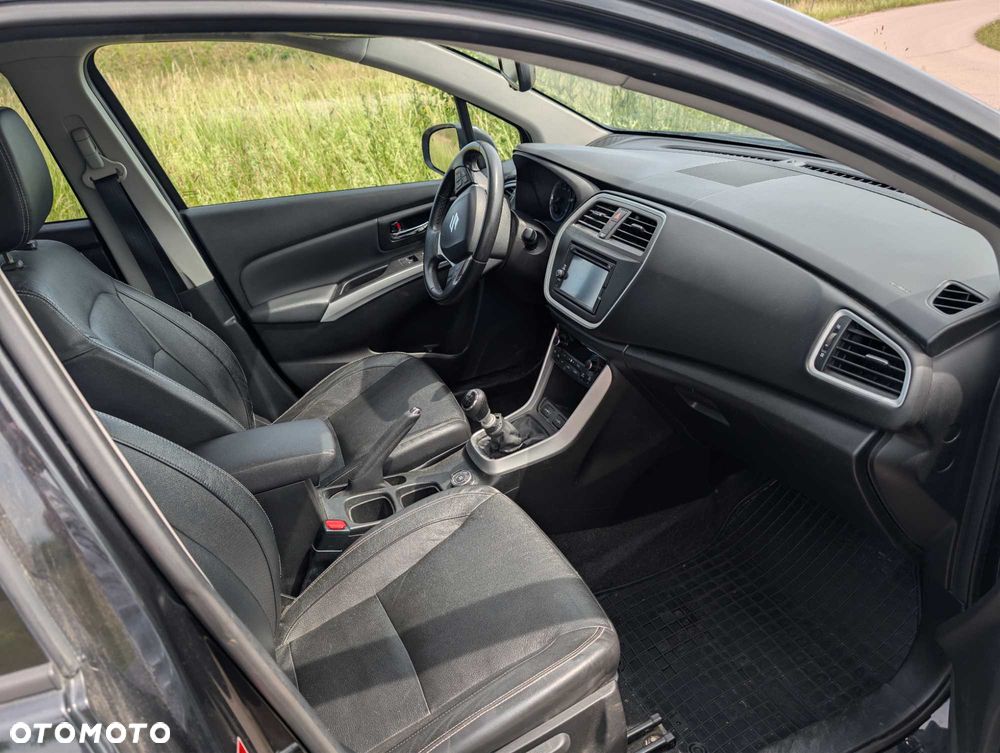 Suzuki S-Cross - 5
