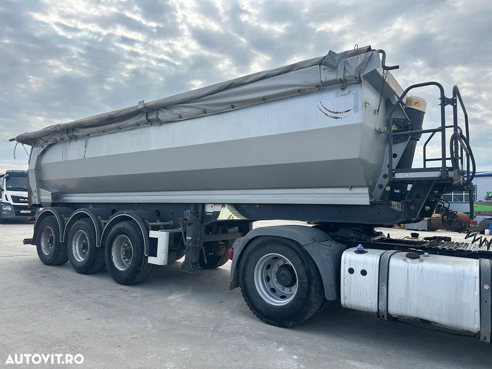 Kaessbohrer DL 3 - 9