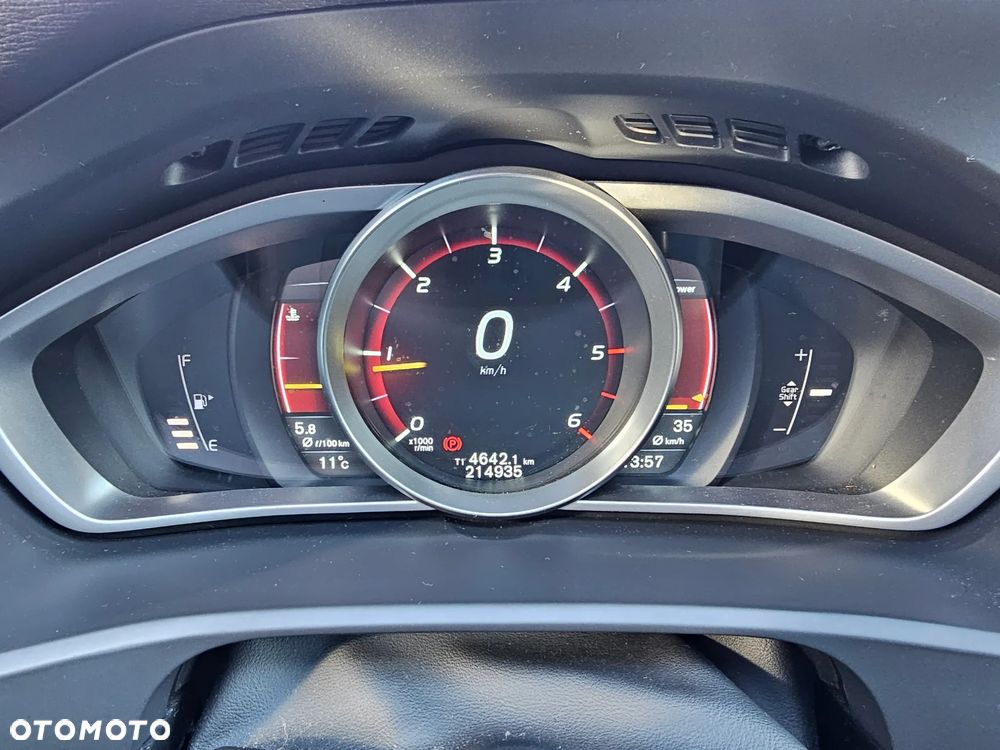 Volvo V40 D4 Drive-E R-Design Kinetic - 10