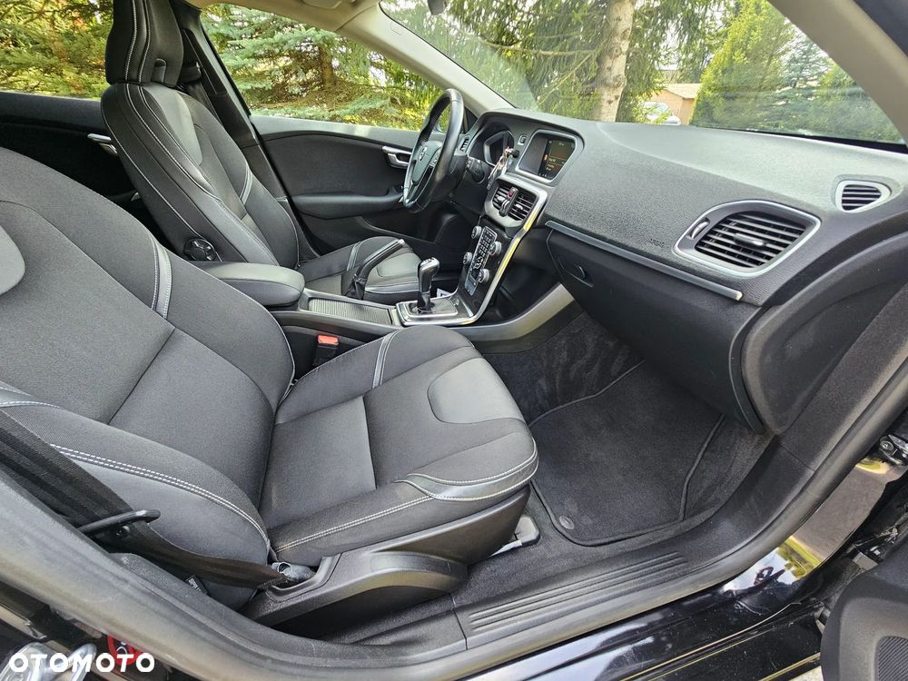 Volvo V40 D2 Ocean Race - 15