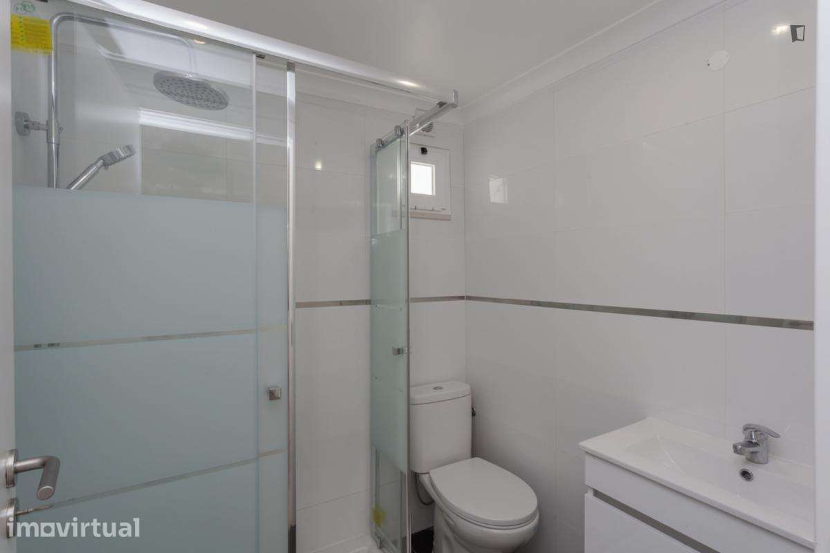 Quarto - localizado em Costa da Caparica Lisbon - Grande imagem: 3/51