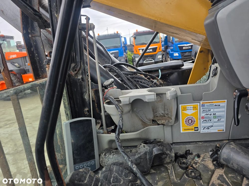 Caterpillar Cat 318 EL Blotniak Uszkodzona Spr z Niemiec - 11