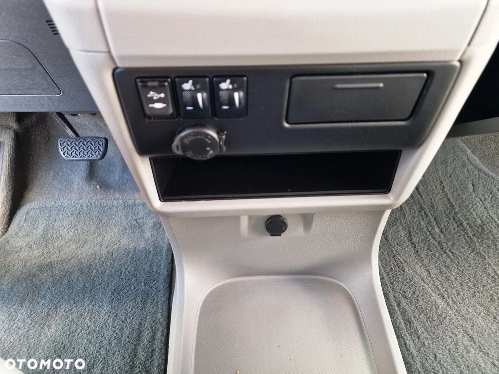 Toyota Sienna - 35