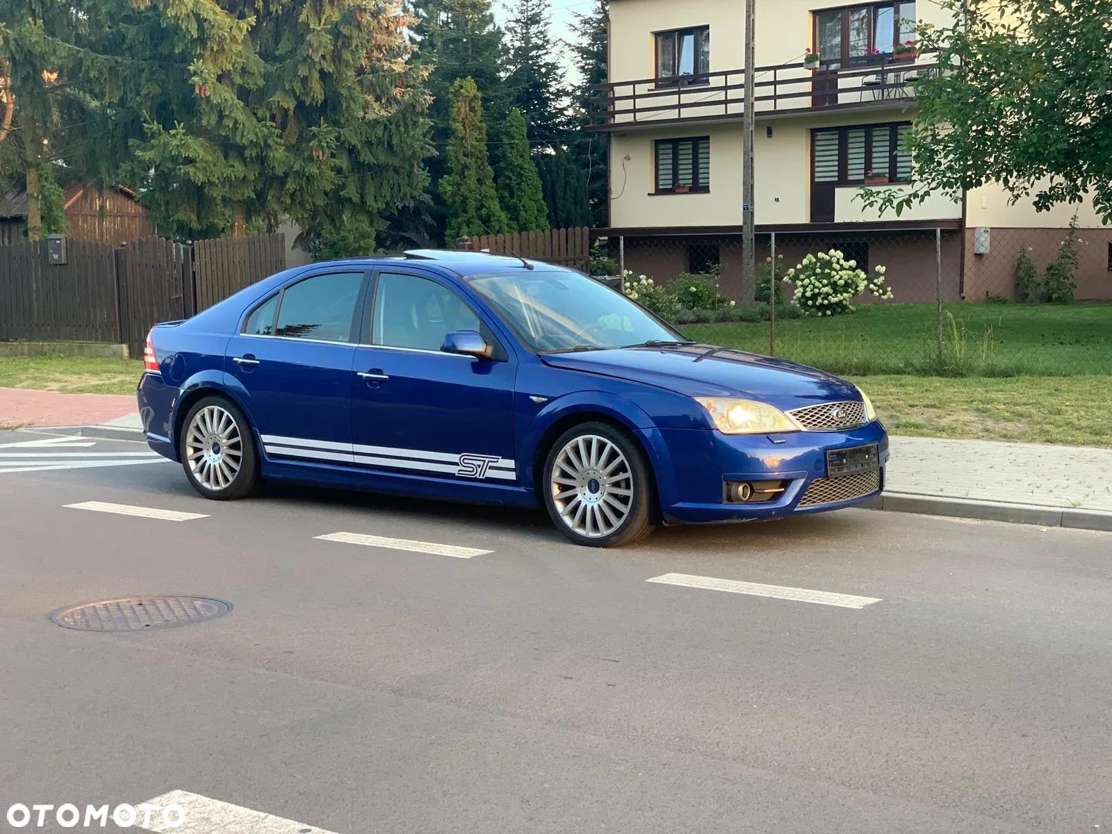 Ford Mondeo 3.0 V6 ST 220 - 2