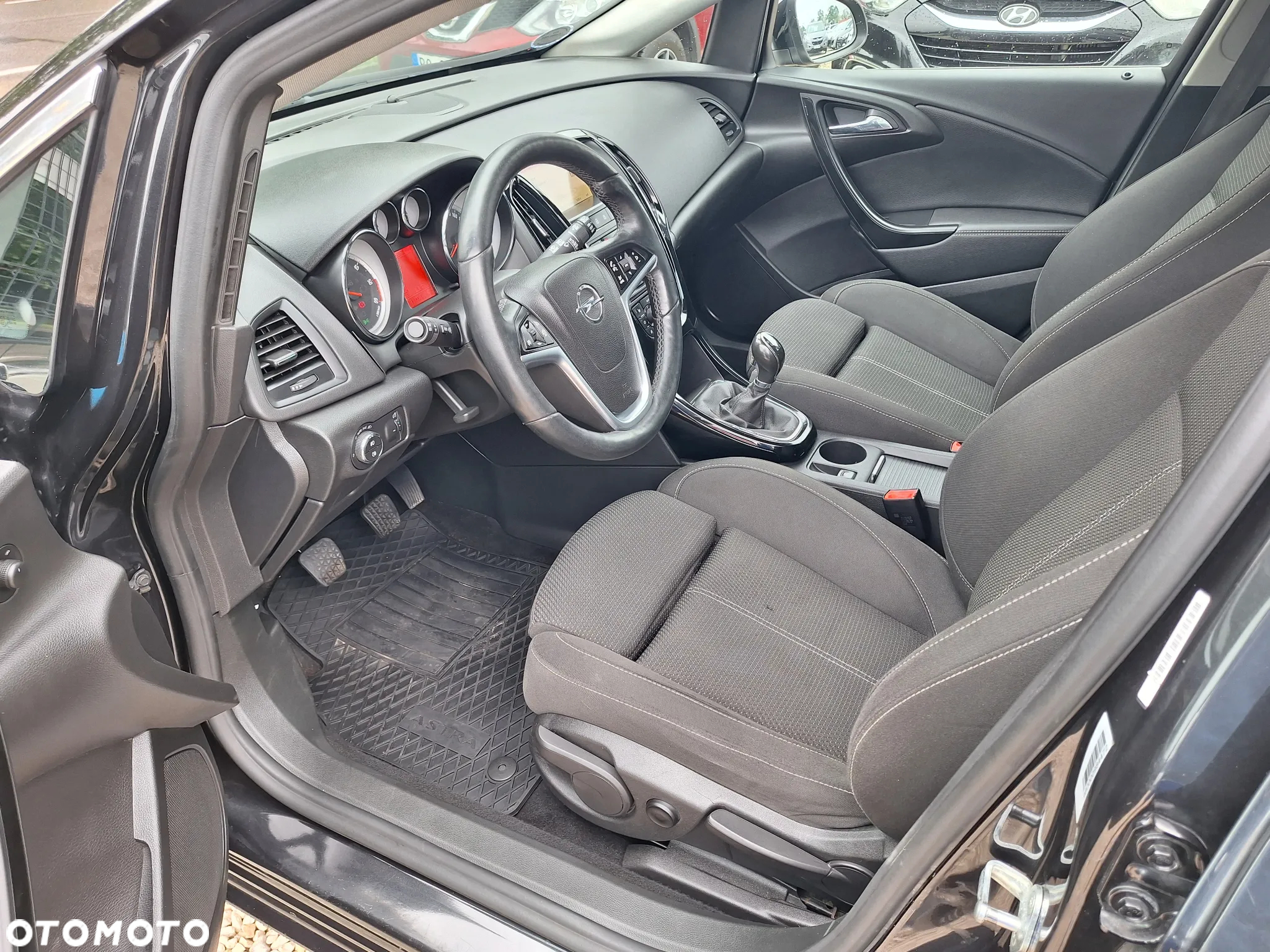 Opel Astra - 14
