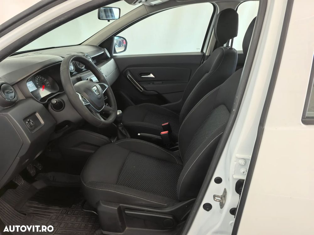 Dacia Duster 1.5 Blue dCi 4WD Essential - 9