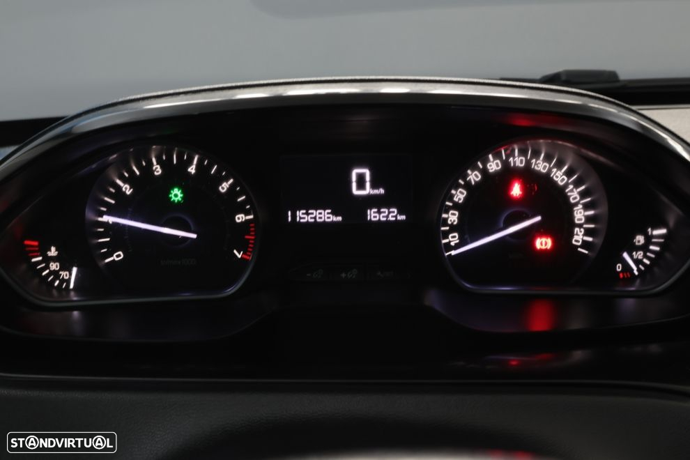 Peugeot 208 1.2 PureTech Active - 15