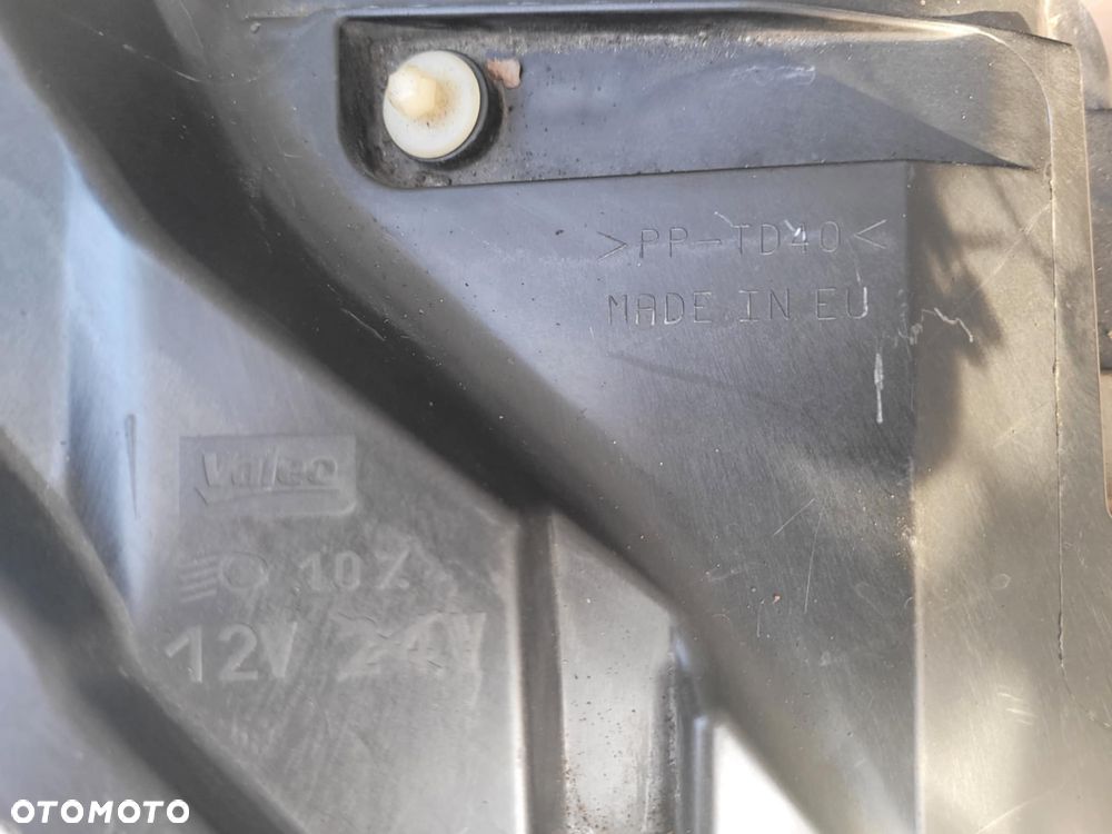 Lampa prawa VOLVO S60 V60 2 10-13R - 5