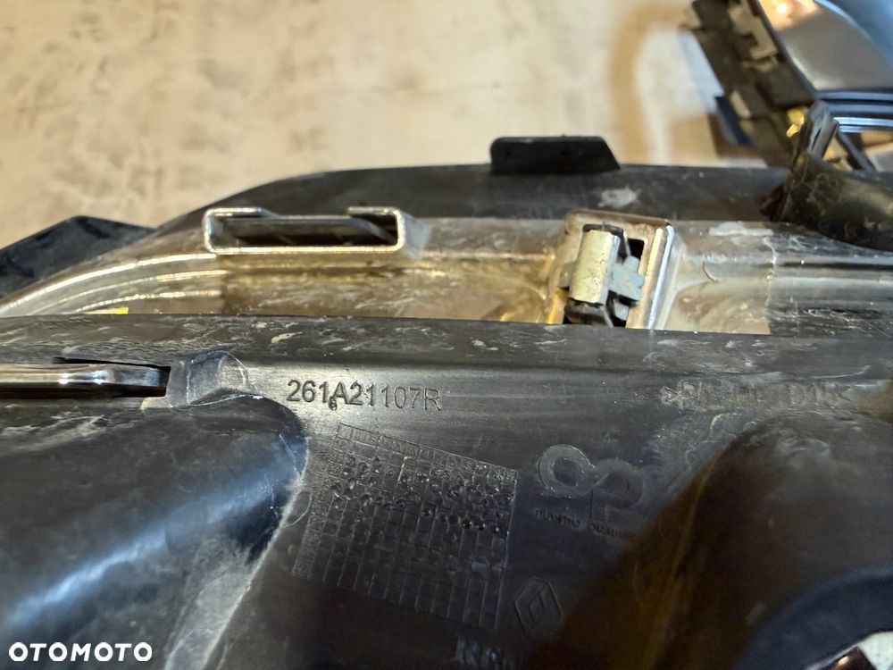 Kratka zderzaka atrapa chrom Renault Captur II prawa 261A21107R lewa 261A31728R OE - 7