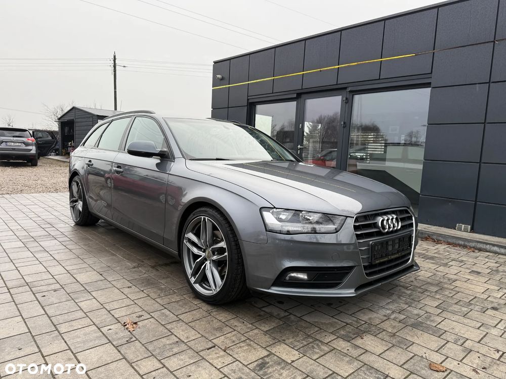 Audi A4 Avant 2.0 TDI ultra - 13