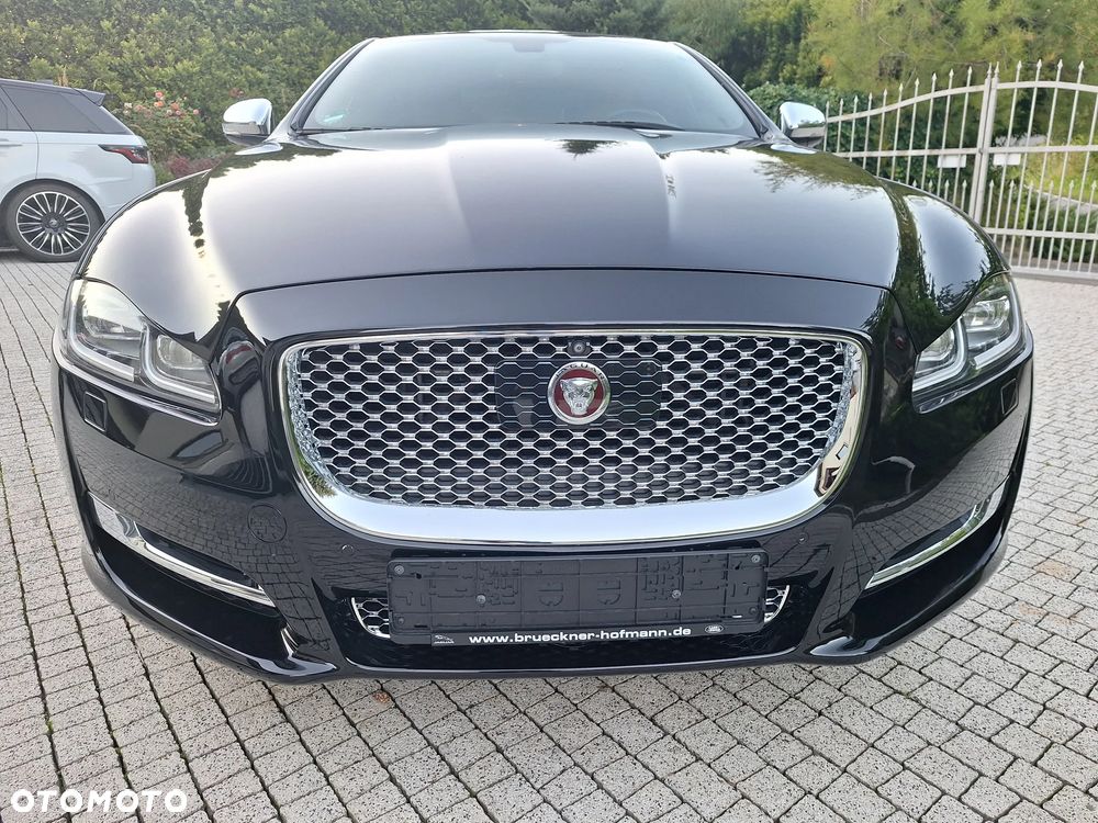 Jaguar XJ 3.0 V6 Kompressor AWD Langversion Portfolio - 3