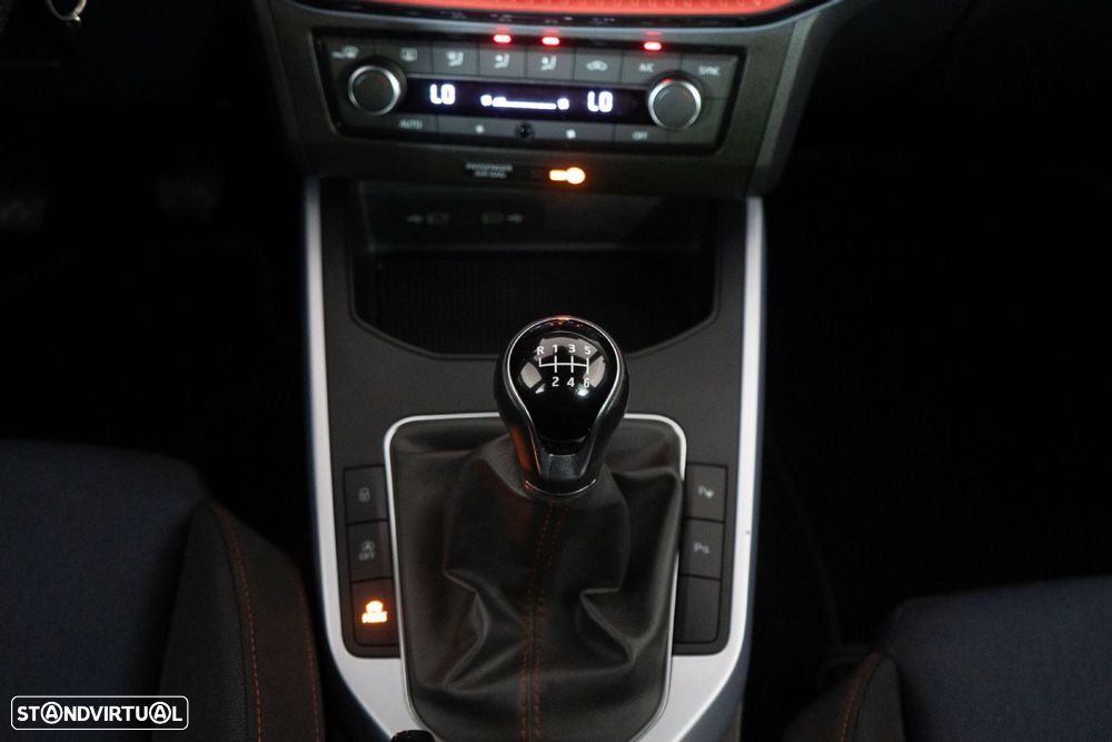SEAT Arona 1.0 TSI FR - 27