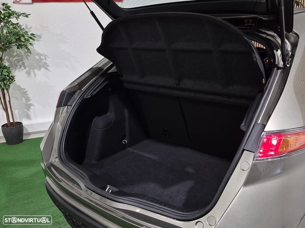 Honda Civic 1.8 Executive - 28