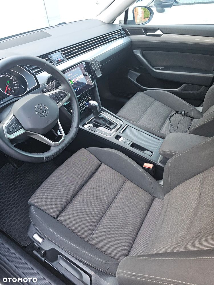 Volkswagen Passat - 5