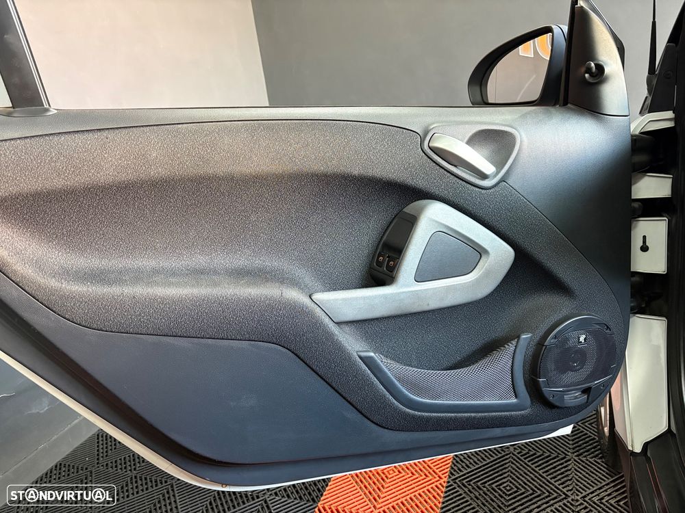 Smart ForTwo Coupé 0.8 cdi Passion 45 - 29