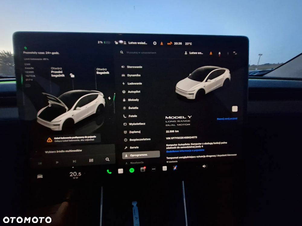 Tesla Model Y Long Range Dual Motor AWD - 15