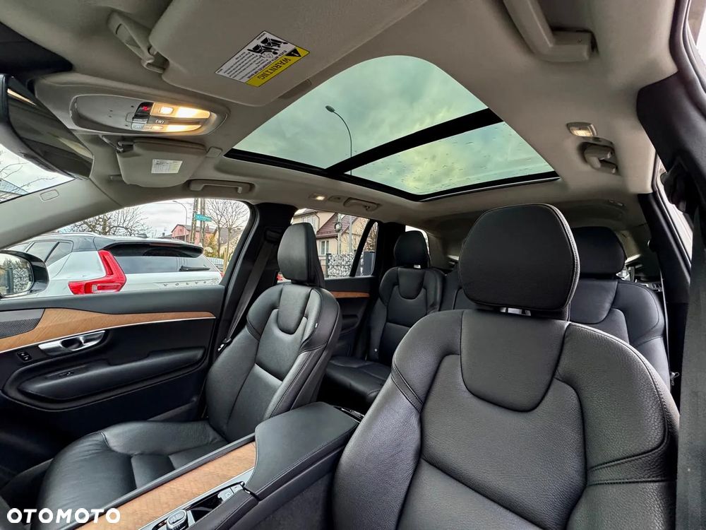 Volvo XC 90 - 18