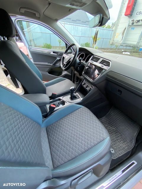 Volkswagen Tiguan 2.0 TDI SCR DSG IQ.DRIVE - 10