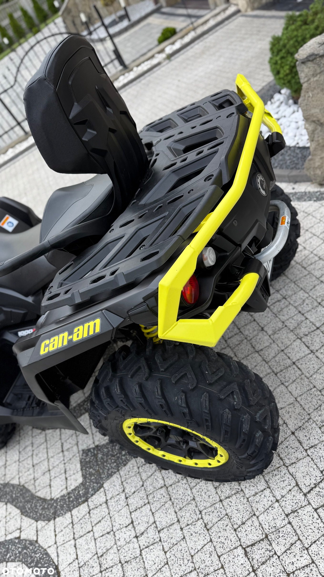 Can-Am Outlander Max - 21