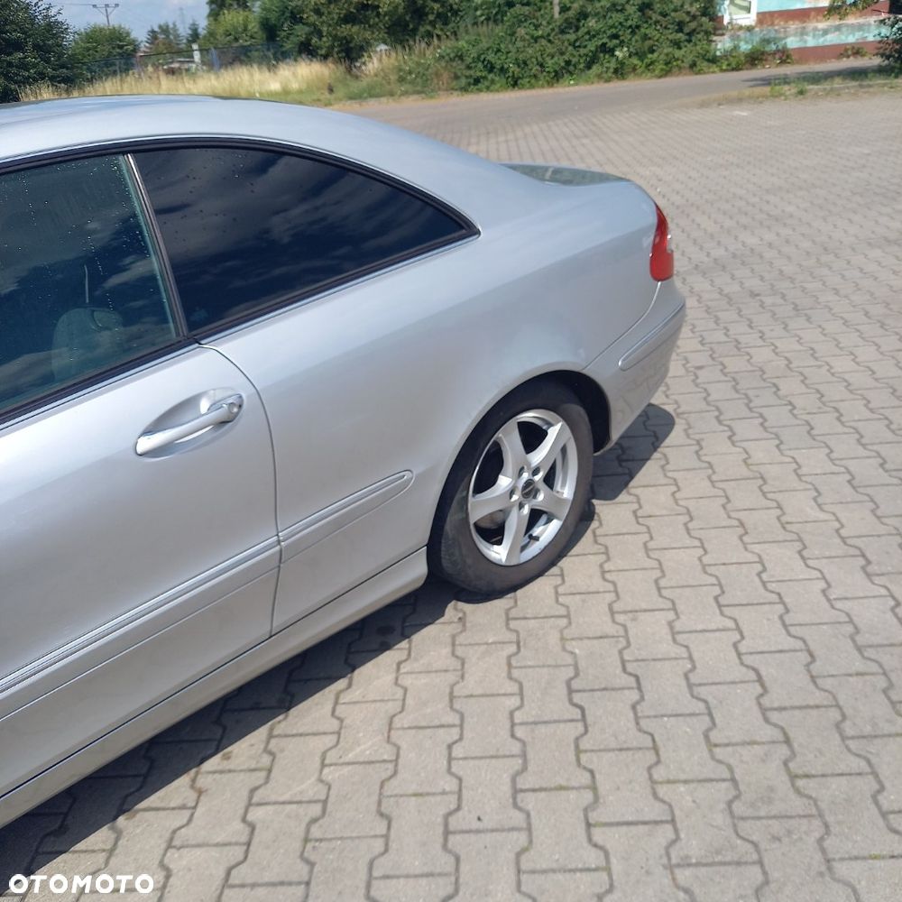 Mercedes-Benz CLK - 5